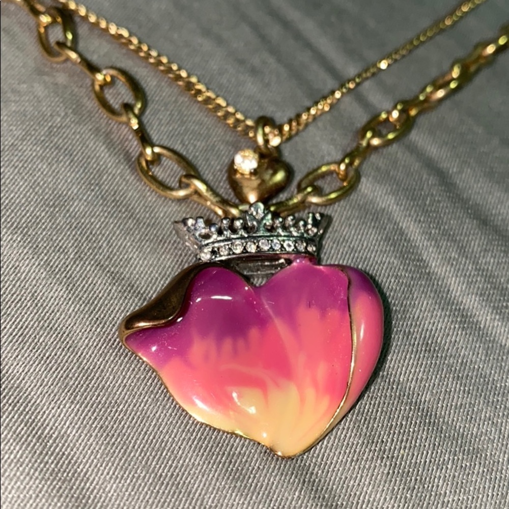 Vintage Juicy Couture Heart/Crown Gold Necklace